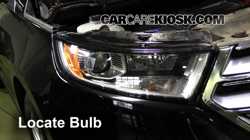 2016 Ford Edge Titanium 2.0L 4 Cyl. Turbo Éclairage Feux de route (remplacer l'ampoule)